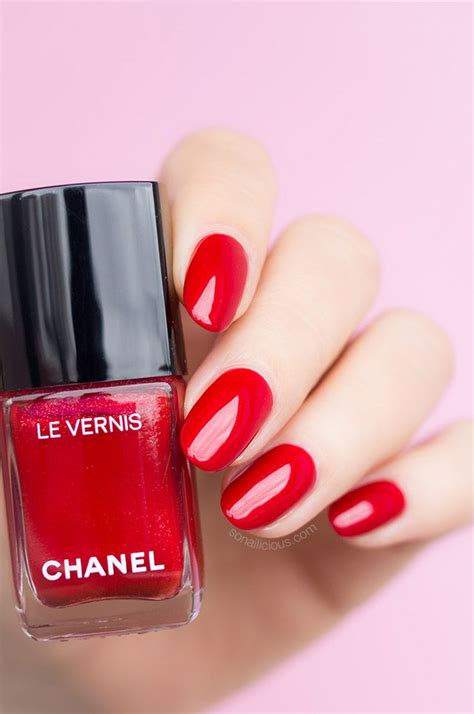 classic red chanel nail|best Chanel nails.